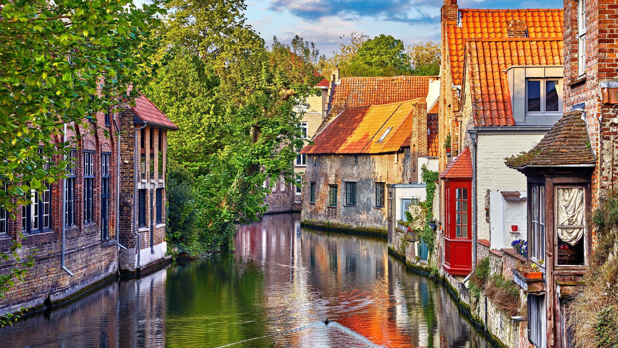 Bruges and Ghent canal